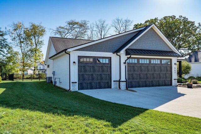 862 Skillet Avenue, Huntertown, IN 46748