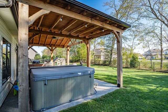 862 Skillet Avenue, Huntertown, IN 46748