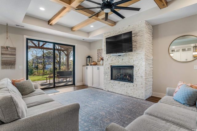 862 Skillet Avenue, Huntertown, IN 46748