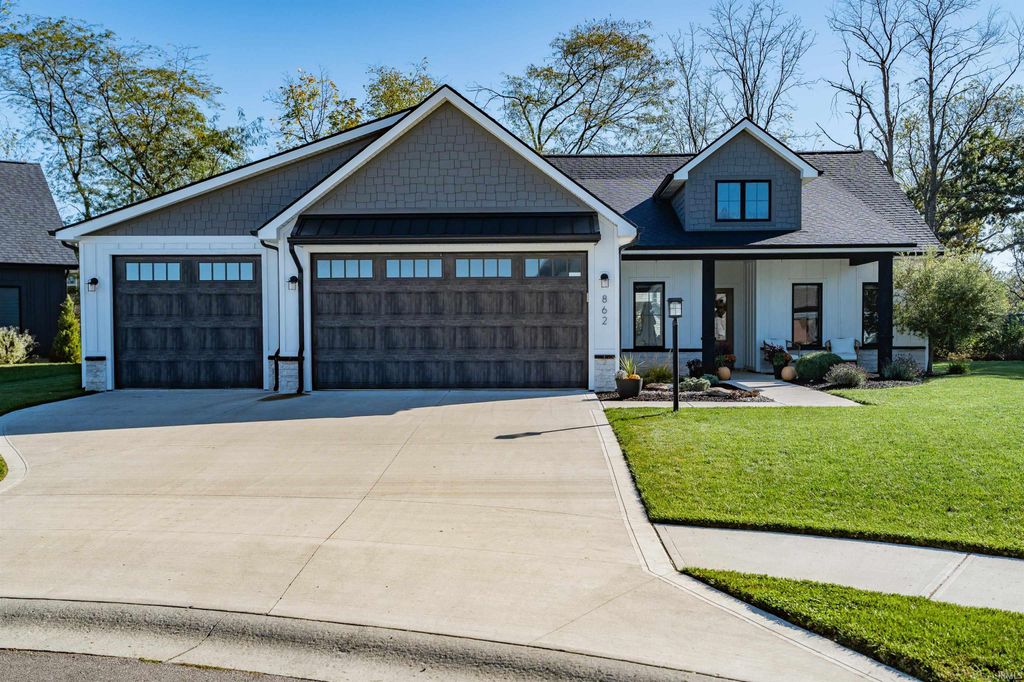 862 Skillet Avenue, Huntertown, IN 46748