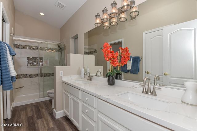 4910 W WAHALLA Lane, Glendale, AZ 85308