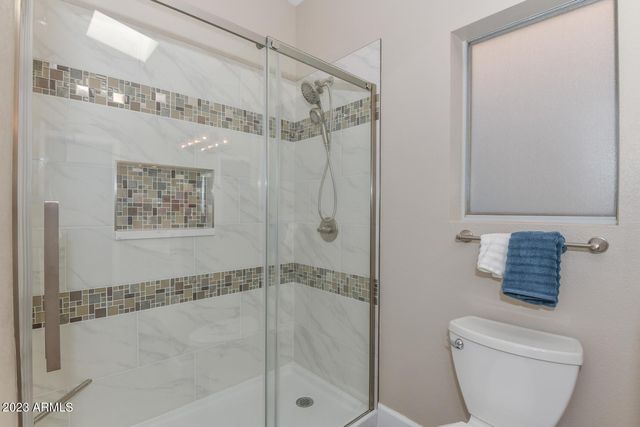 4910 W WAHALLA Lane, Glendale, AZ 85308