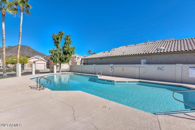 4910 W WAHALLA Lane, Glendale, AZ 85308