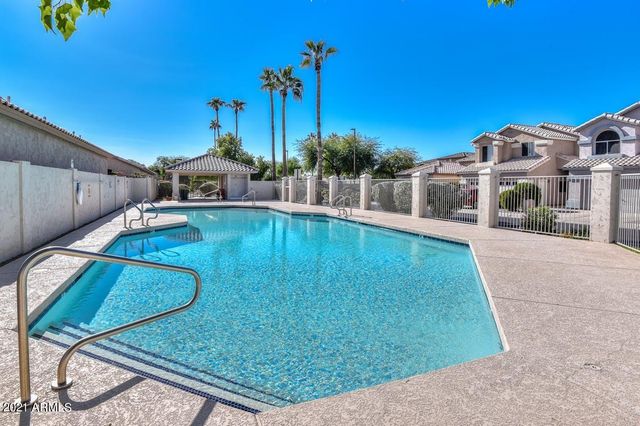 4910 W WAHALLA Lane, Glendale, AZ 85308