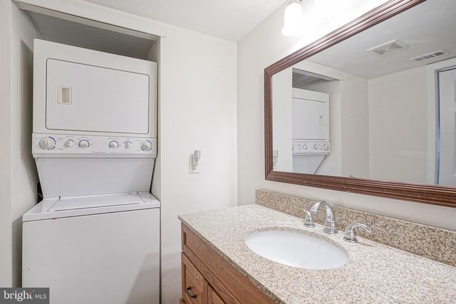 1605 WALDON CT, Sicklerville, NJ 08081