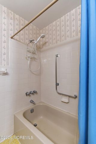 116 Orlando Boulevard, Toms River, NJ 08757