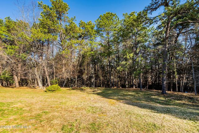 116 Orlando Boulevard, Toms River, NJ 08757