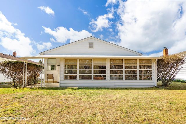 116 Orlando Boulevard, Toms River, NJ 08757