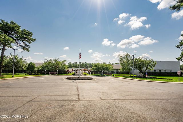 116 Orlando Boulevard, Toms River, NJ 08757
