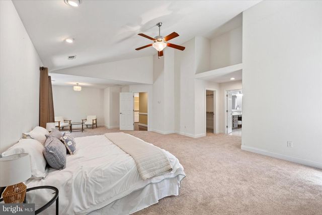 37 SERENE HILLS DR, Fredericksburg, VA 22406