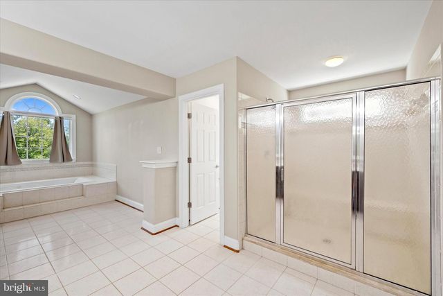 37 SERENE HILLS DR, Fredericksburg, VA 22406