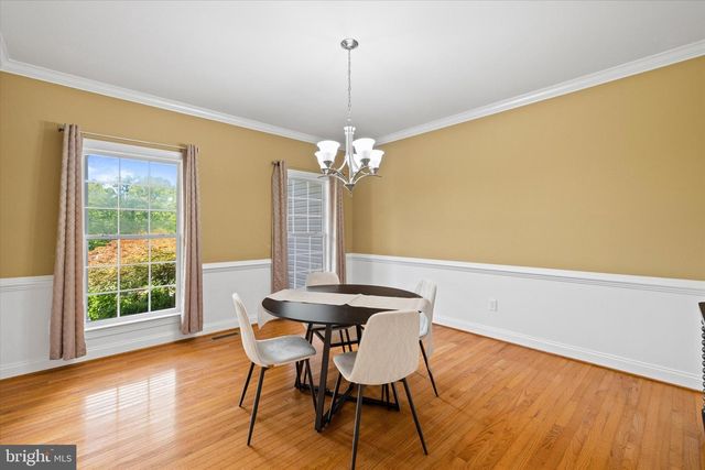 37 SERENE HILLS DR, Fredericksburg, VA 22406