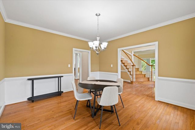 37 SERENE HILLS DR, Fredericksburg, VA 22406