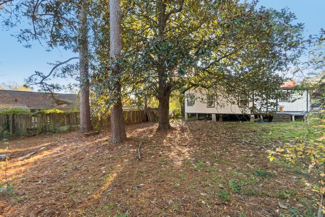 612 John St., Hattiesburg, MS 39401