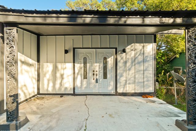612 John St., Hattiesburg, MS 39401