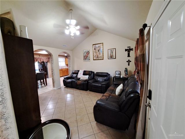 3009 Owen Drive, Edinburg, TX 78542