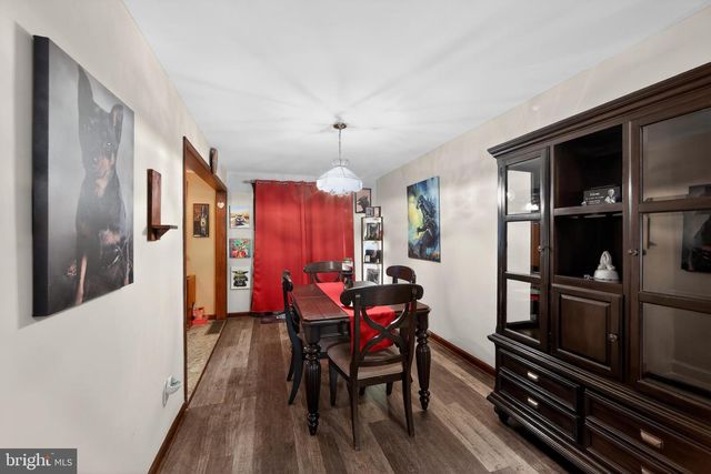 704 CRESCENT DR, Glenolden, PA 19036