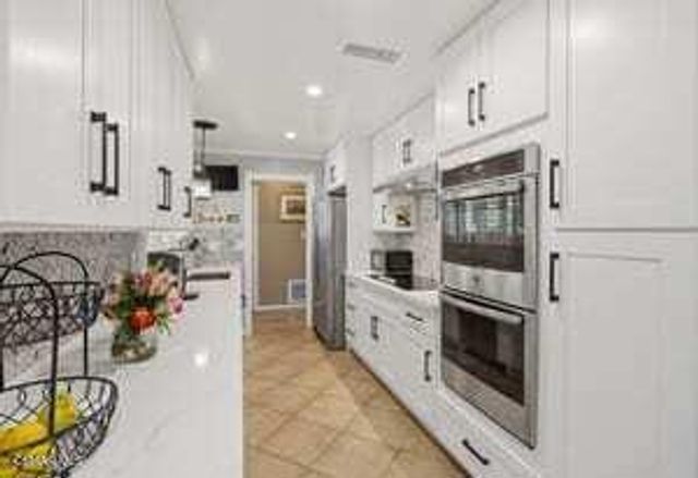 321 Pajaro Avenue, Ventura, CA 93004