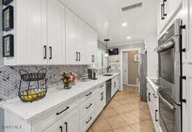 321 Pajaro Avenue, Ventura, CA 93004