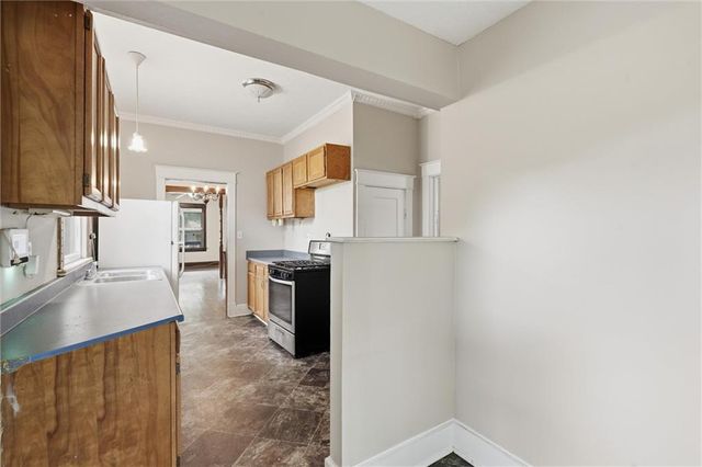 59 S 17th Street, Kansas City, KS 66102