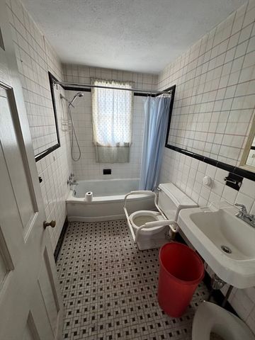 58 Washington St, Stoneham, MA 02180