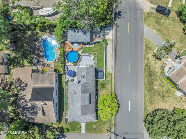 700 Navesink Avenue, Ocean Gate, NJ 08740