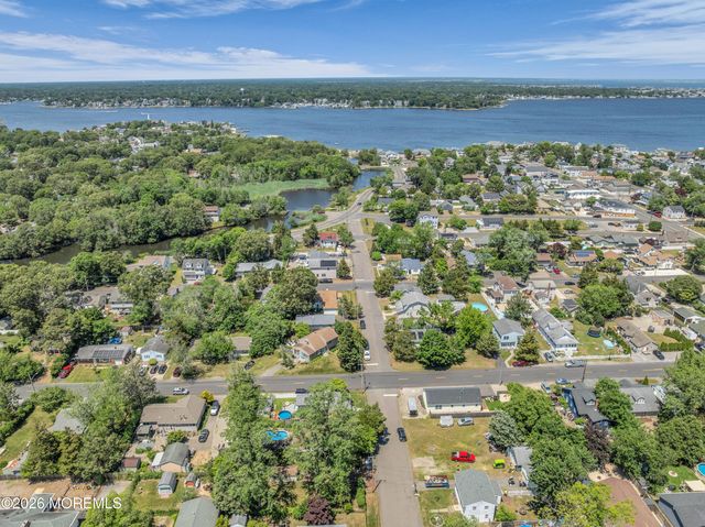 700 Navesink Avenue, Ocean Gate, NJ 08740