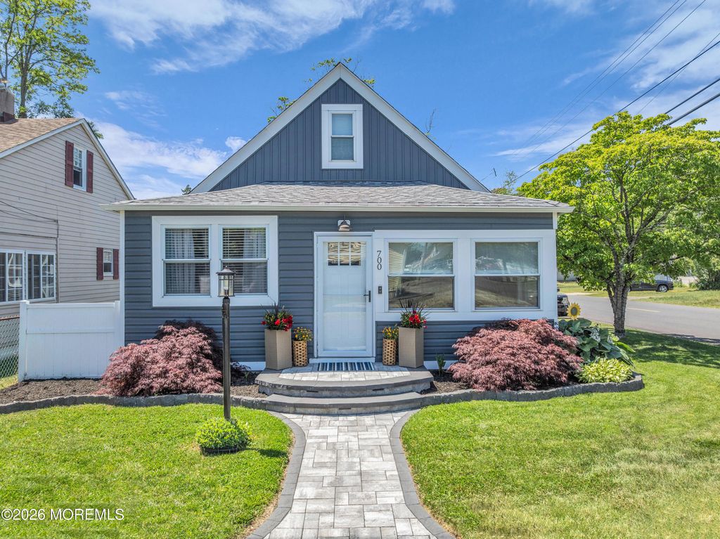 700 Navesink Avenue, Ocean Gate, NJ 08740