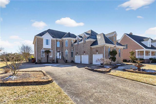 1945 Lancing Crest LN, Chesapeake, VA 23323
