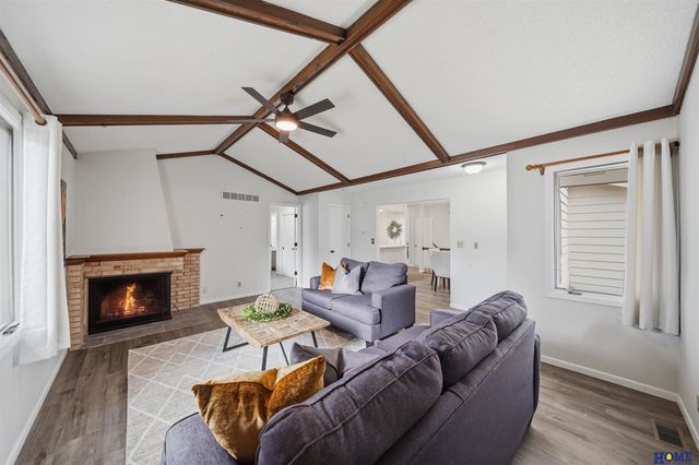 1811 Normandy Lane, Lincoln, NE 68512
