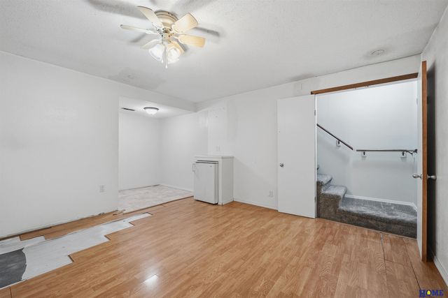 1811 Normandy Lane, Lincoln, NE 68512