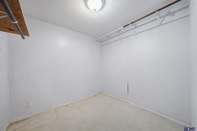 1811 Normandy Lane, Lincoln, NE 68512