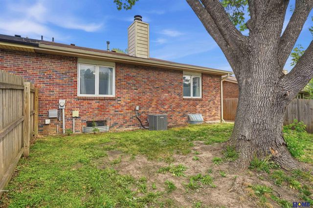 1811 Normandy Lane, Lincoln, NE 68512