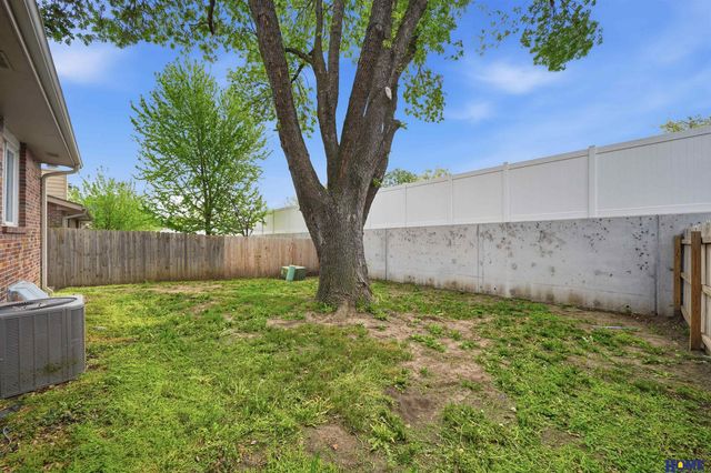1811 Normandy Lane, Lincoln, NE 68512