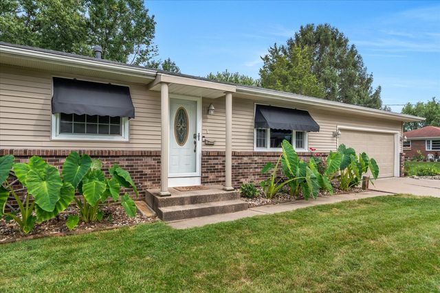 2326 14th Street, East Moline, IL 61244