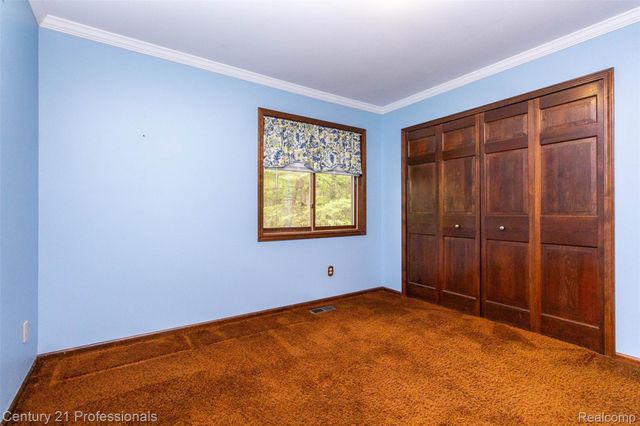 6133 Sundance Trail, Genoa Township, MI 48116