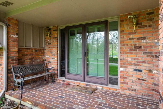6133 Sundance Trail, Genoa Township, MI 48116