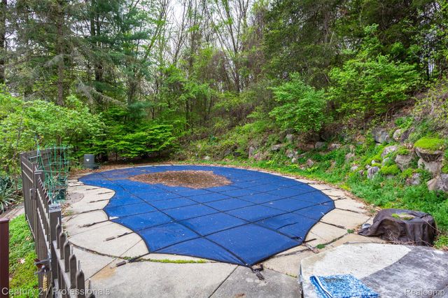 6133 Sundance Trail, Genoa Township, MI 48116