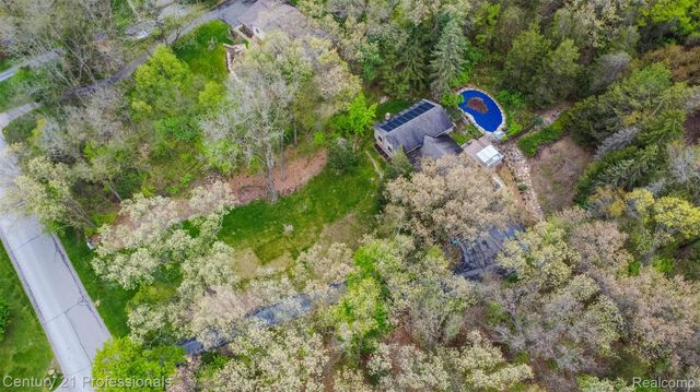 6133 Sundance Trail, Genoa Township, MI 48116