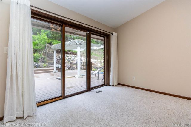 6133 Sundance Trail, Genoa Township, MI 48116