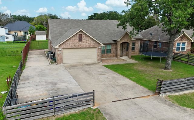 5414 Wild Oak Road, Balch Springs, TX 75180