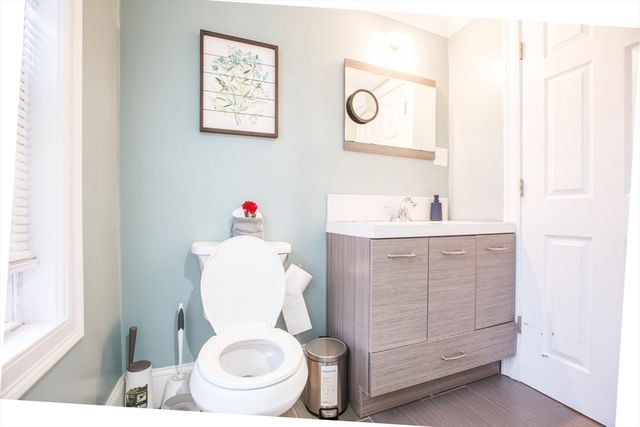19 Verdun St, Boston, MA 02124