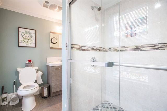 19 Verdun St, Boston, MA 02124