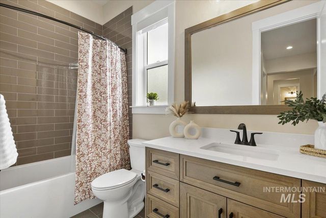 18071 N Burnt Car Way, Boise, ID 83714