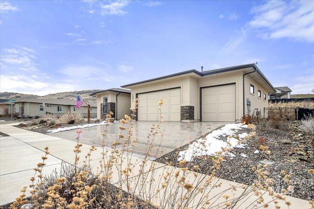 18071 N Burnt Car Way, Boise, ID 83714