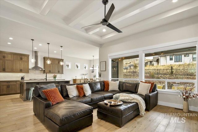 18071 N Burnt Car Way, Boise, ID 83714