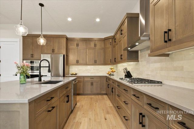 18071 N Burnt Car Way, Boise, ID 83714