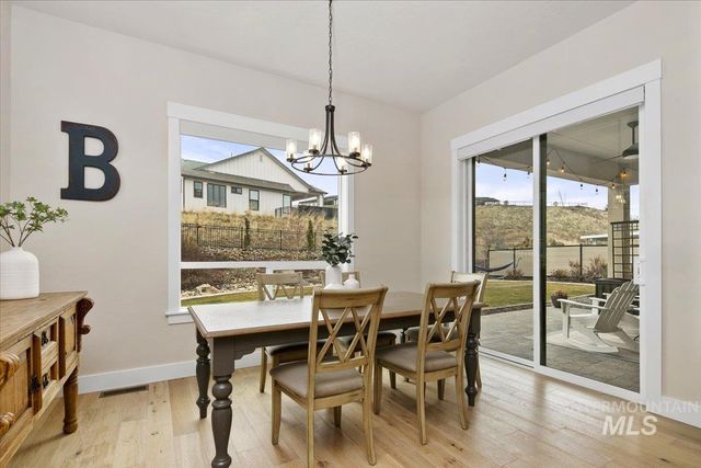 18071 N Burnt Car Way, Boise, ID 83714