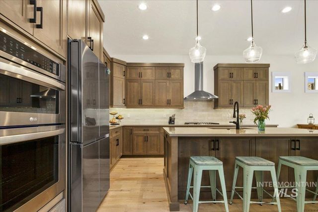 18071 N Burnt Car Way, Boise, ID 83714