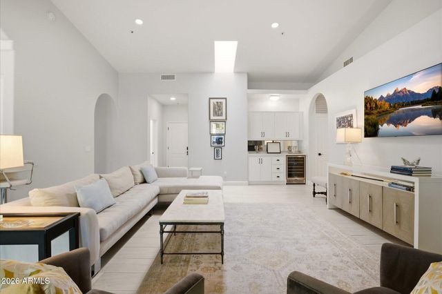9458 E DESERT COVE Avenue, Scottsdale, AZ 85260